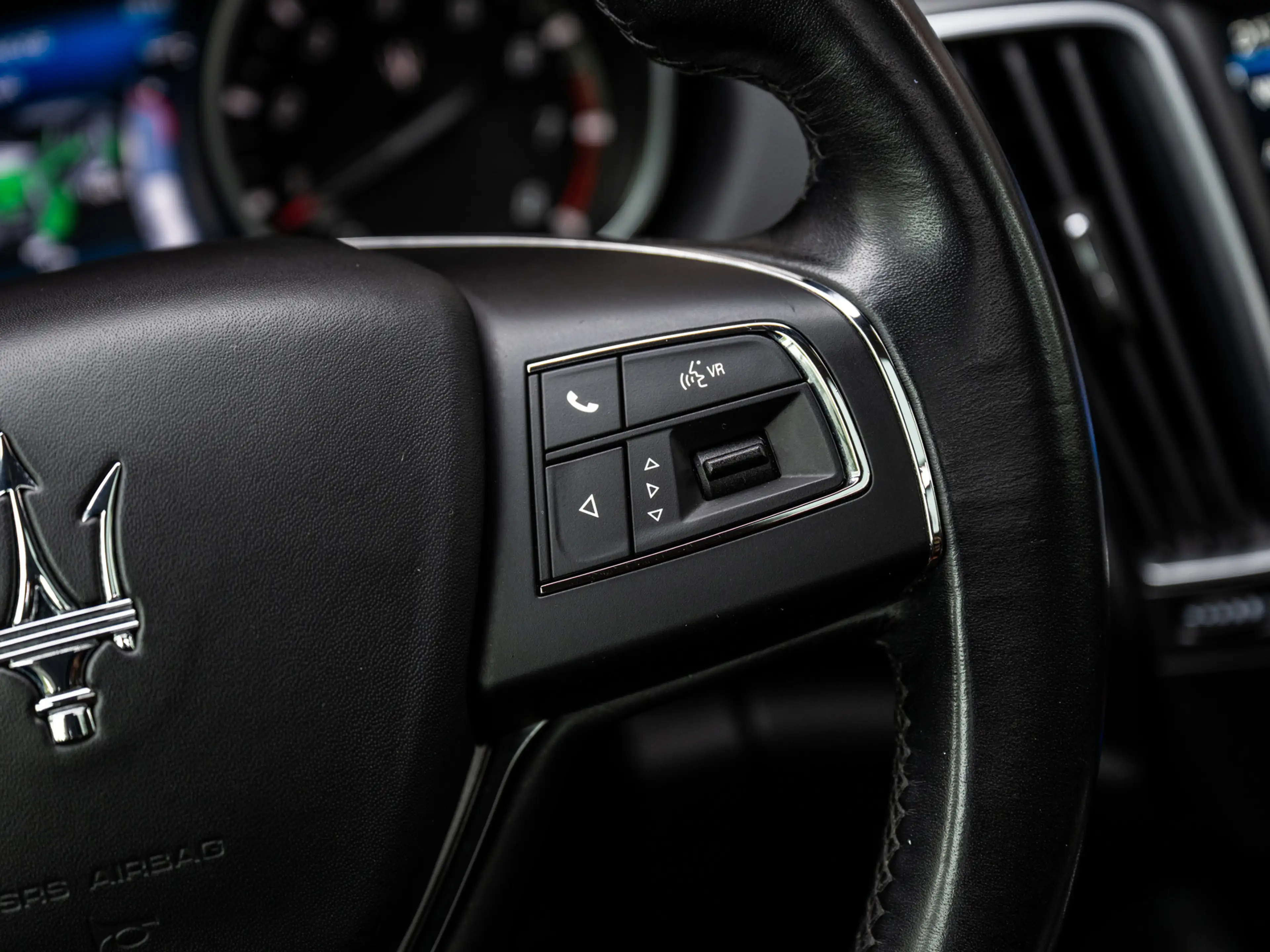 Maserati Levante 3.0 V6 S AWD 430pk |Panoramadak|Luchtvering|Keyles — photo 16