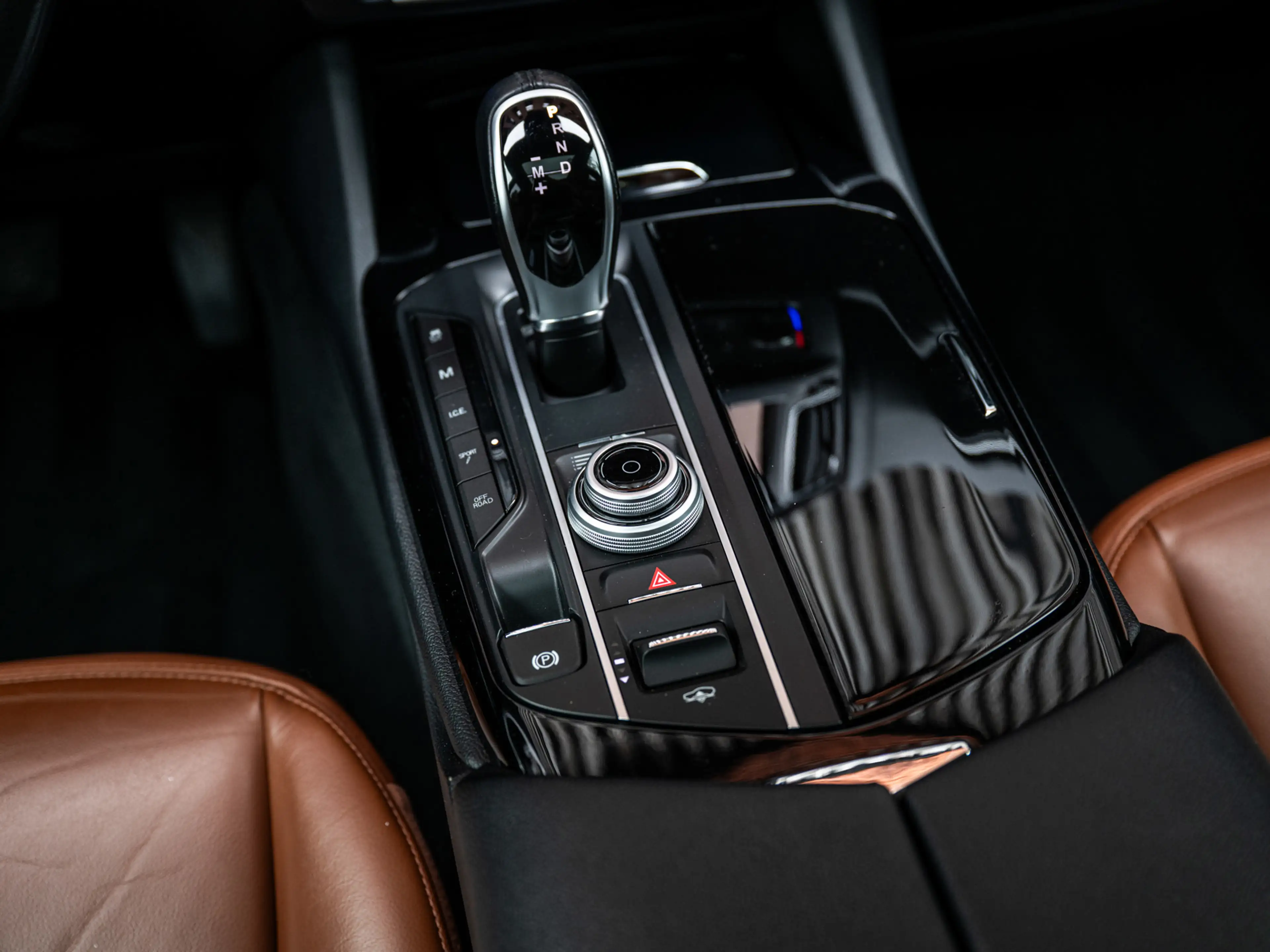 Maserati Levante 3.0 V6 S AWD 430pk |Panoramadak|Luchtvering|Keyles — photo 48