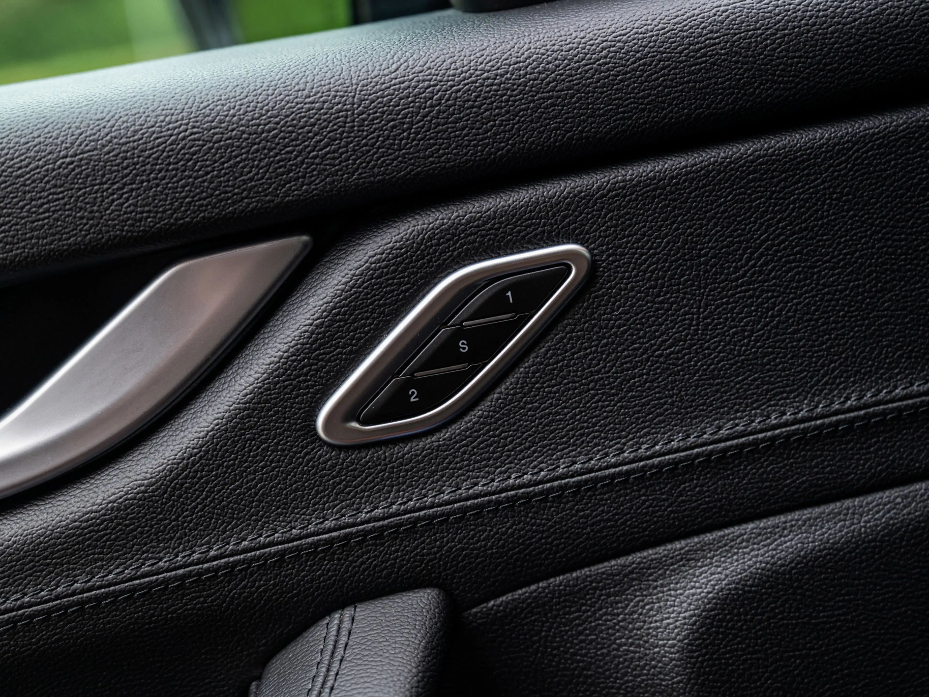 Maserati Levante 3.0 V6 S AWD 430pk |Panoramadak|Luchtvering|Keyles — photo 6