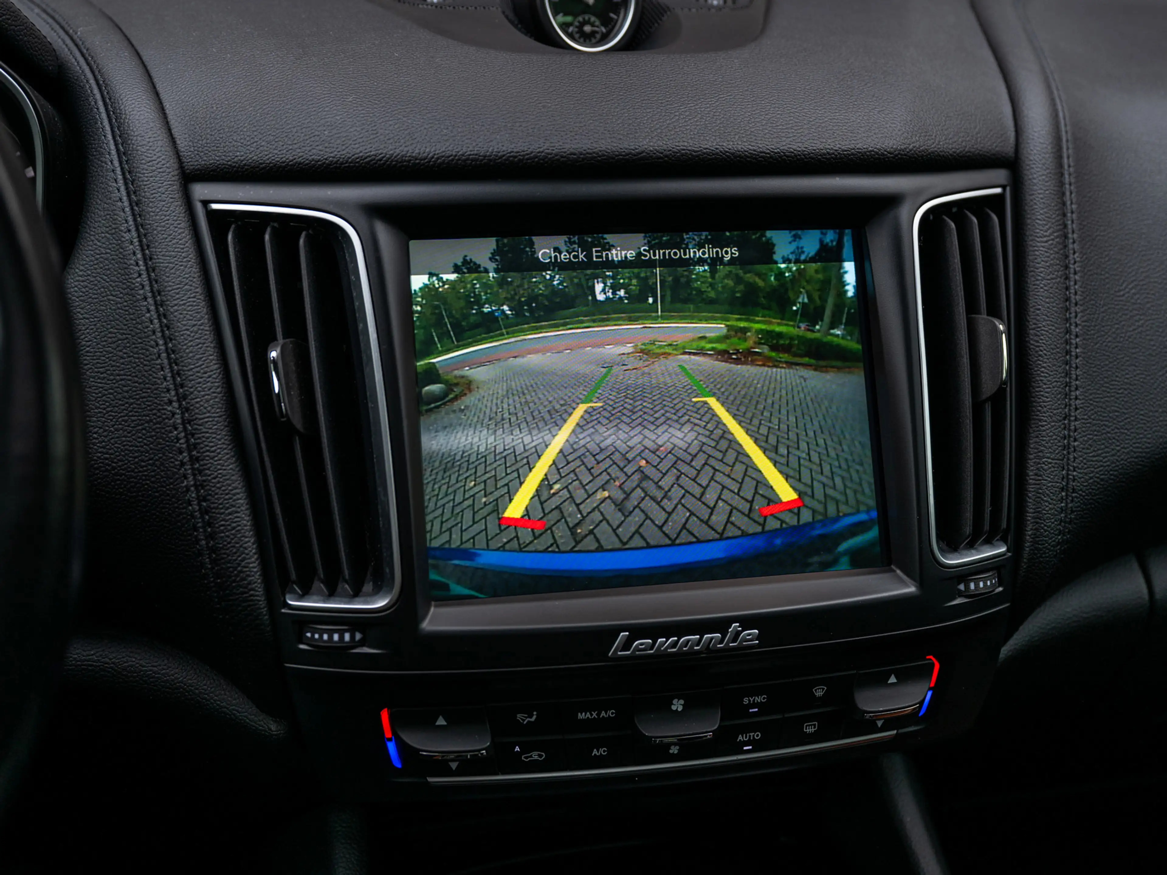 Maserati Levante 3.0 V6 S AWD 430pk |Panoramadak|Luchtvering|Keyles — photo 23