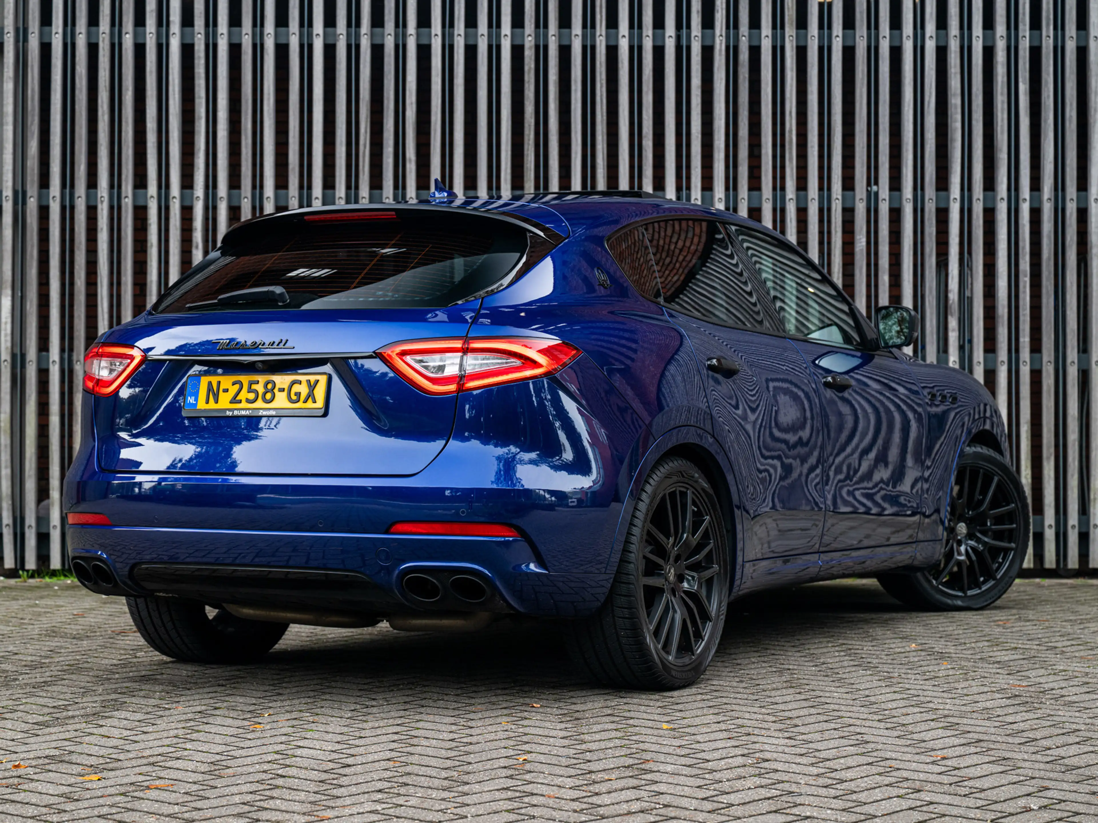 Maserati Levante 3.0 V6 S AWD 430pk |Panoramadak|Luchtvering|Keyles — photo 2