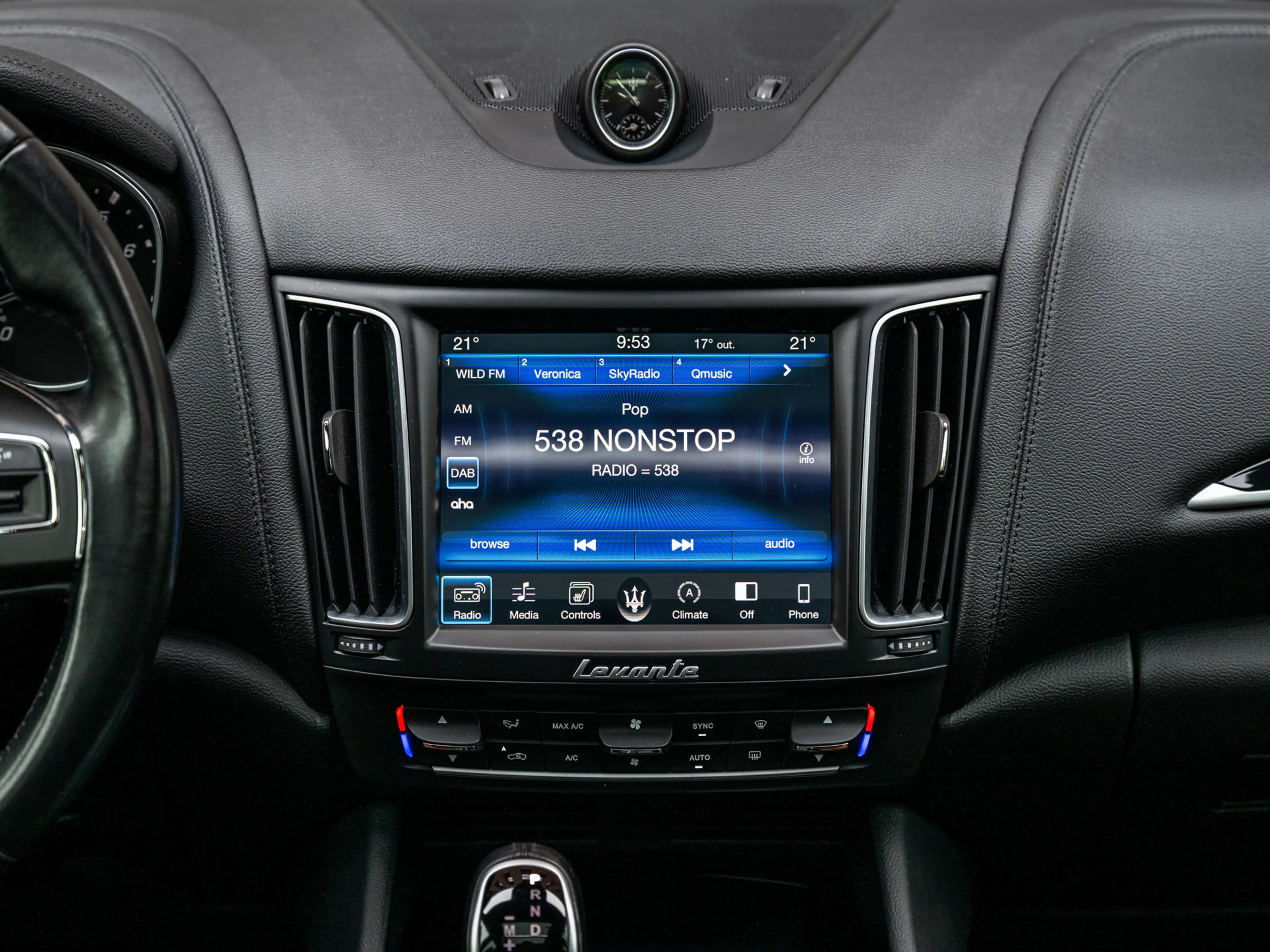 Maserati Levante 3.0 V6 S AWD 430pk |Panoramadak|Luchtvering|Keyles — photo 18