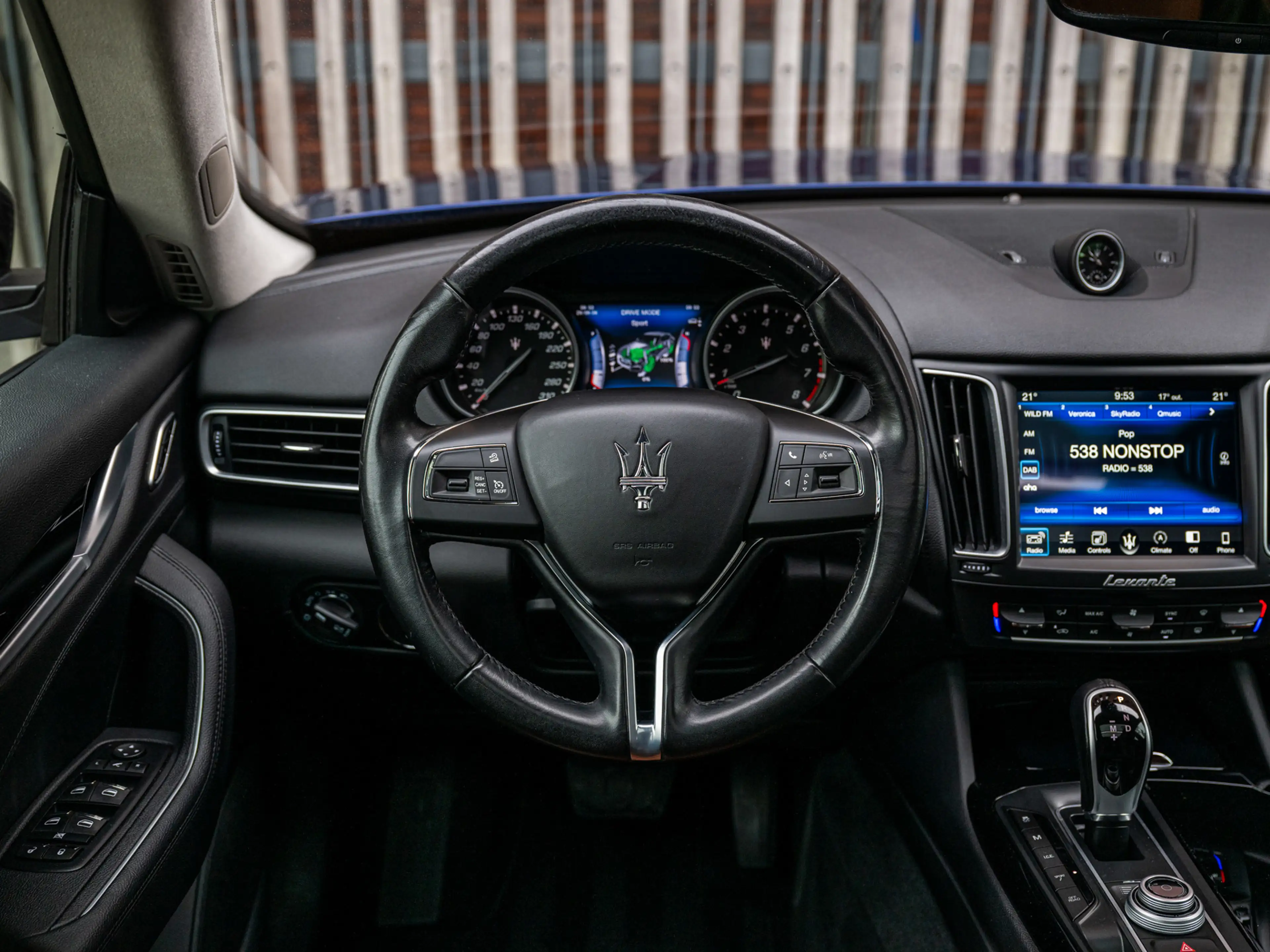 Maserati Levante 3.0 V6 S AWD 430pk |Panoramadak|Luchtvering|Keyles — photo 13