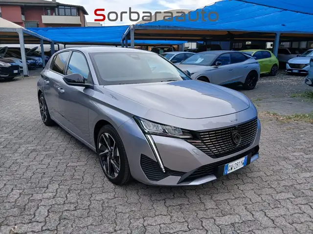 Peugeot 308 view 4