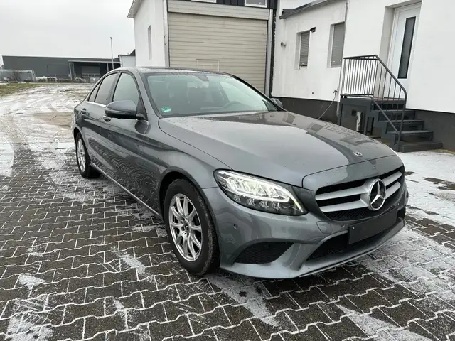 Mercedes-Benz C 200 C 200 d (205.001)