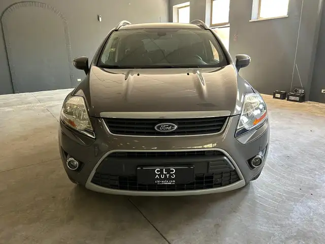 Ford Kuga view 2