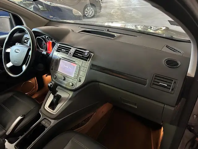 Ford Kuga view 13