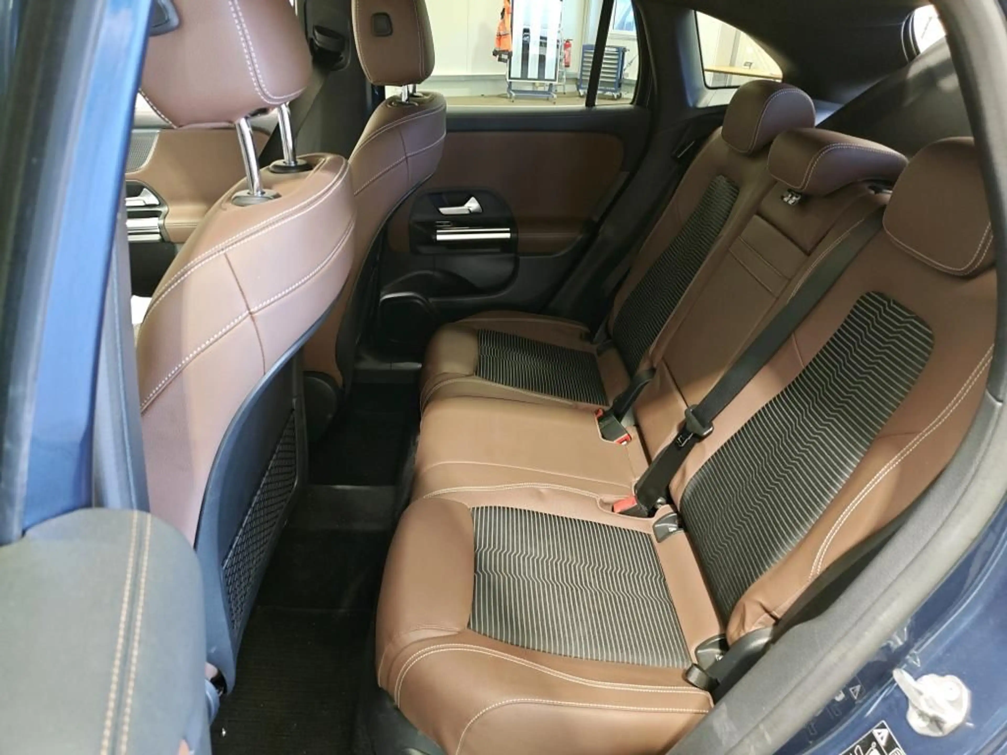 Mercedes-Benz GLA 200 d Progressive LED/Kam/Temp/SHZ/Virtual — photo 6