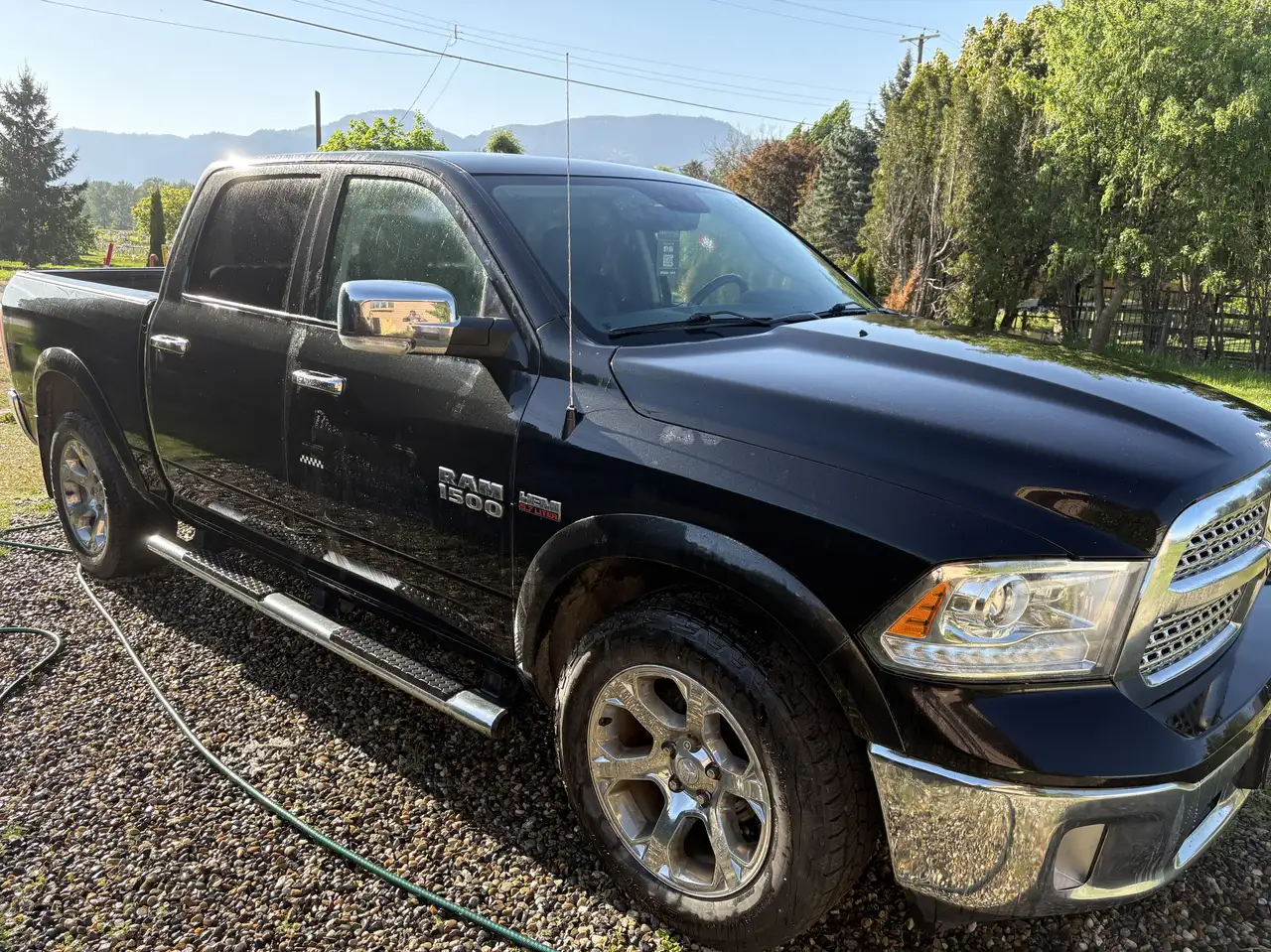 RAM 1500 снимка RAM 1500