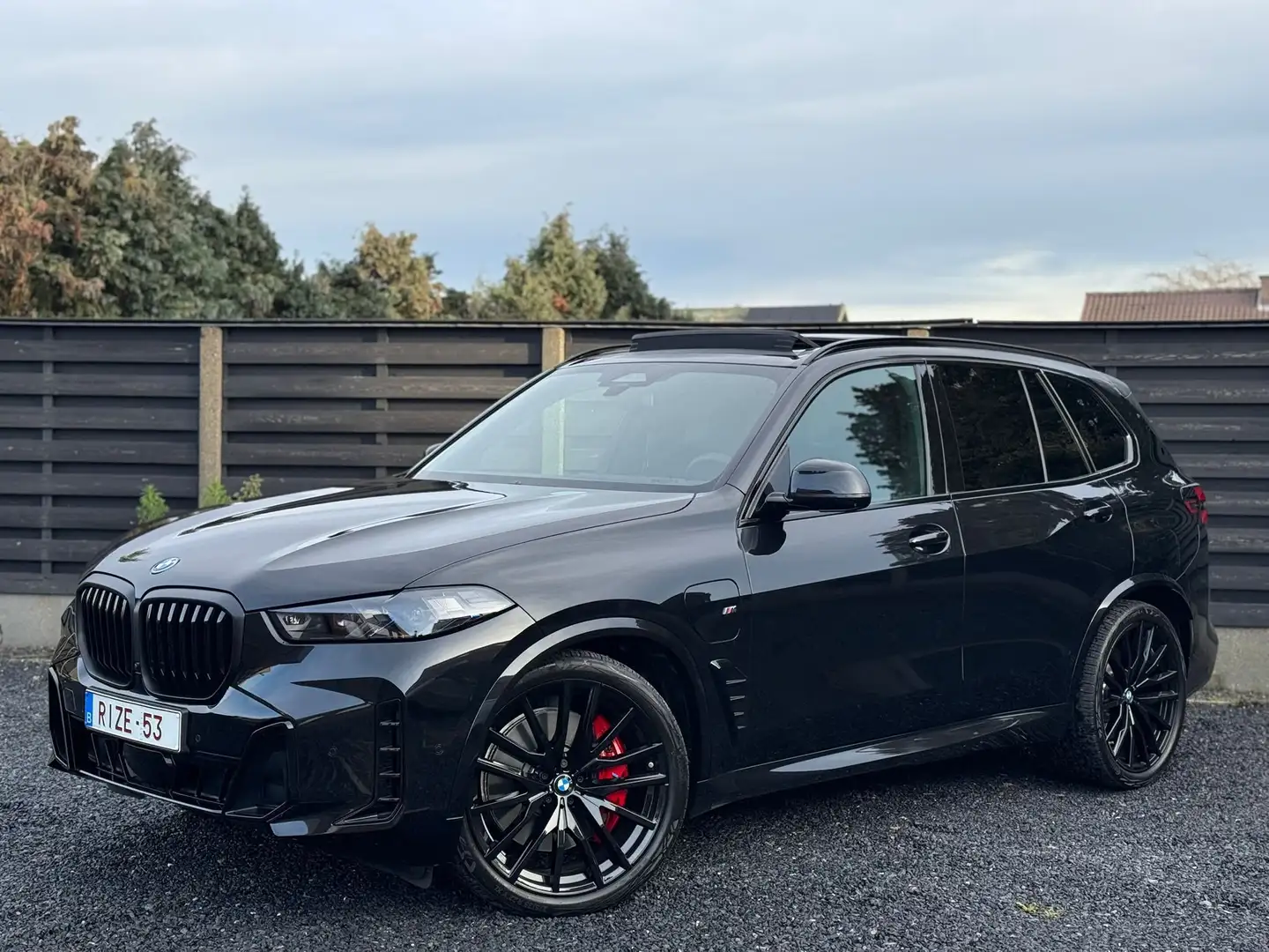 BMW X5 50E |M-SPORT PRO|PANO|ELEK TREKHAAK|SFEER|HARMAN ! Noir - 1