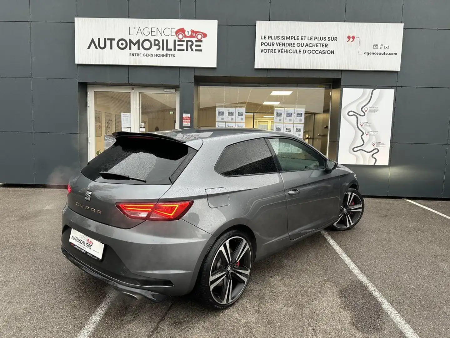 CUPRA Leon Léon 2.0 TSI 290CV SC DSG6 Stage1 Gris - 2
