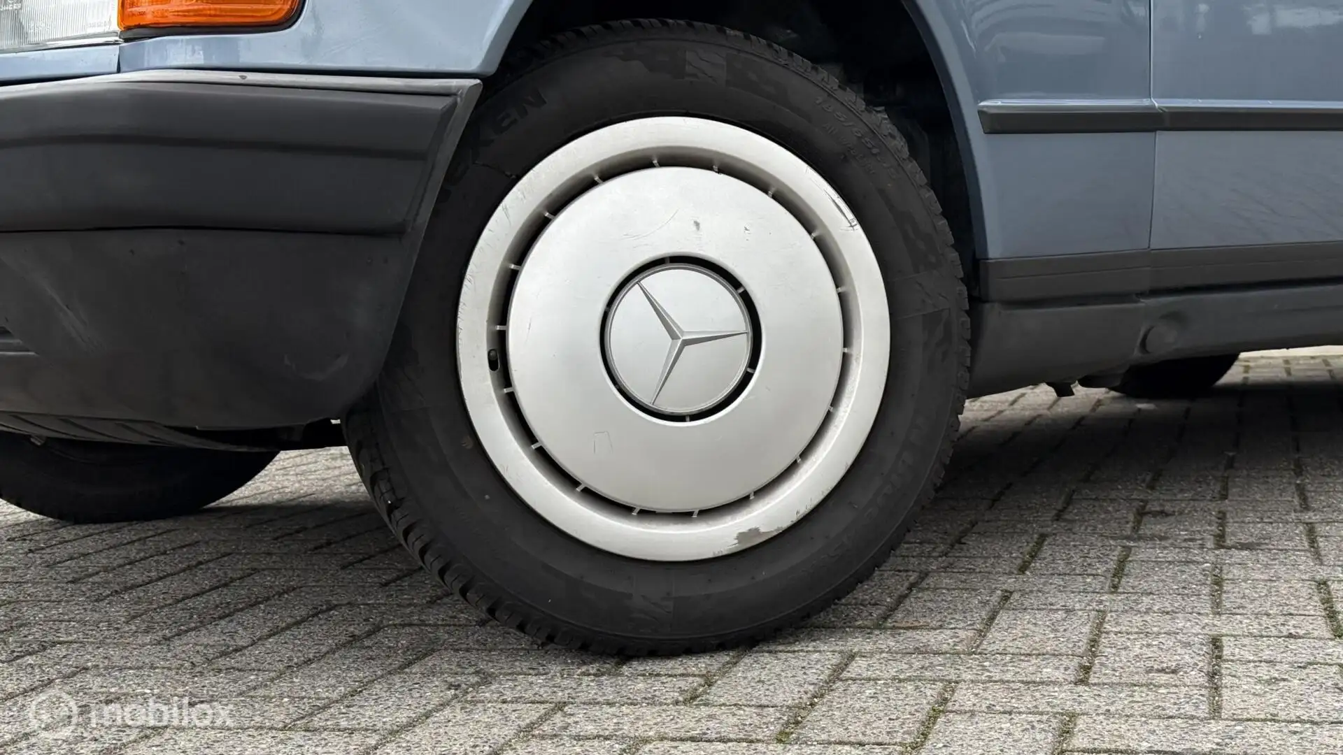 Mercedes-Benz 190 2.0 E Blauw - 2