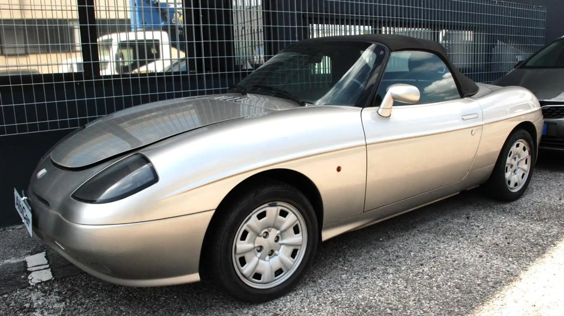Fiat Barchetta 1.8 16V Zilver - 1