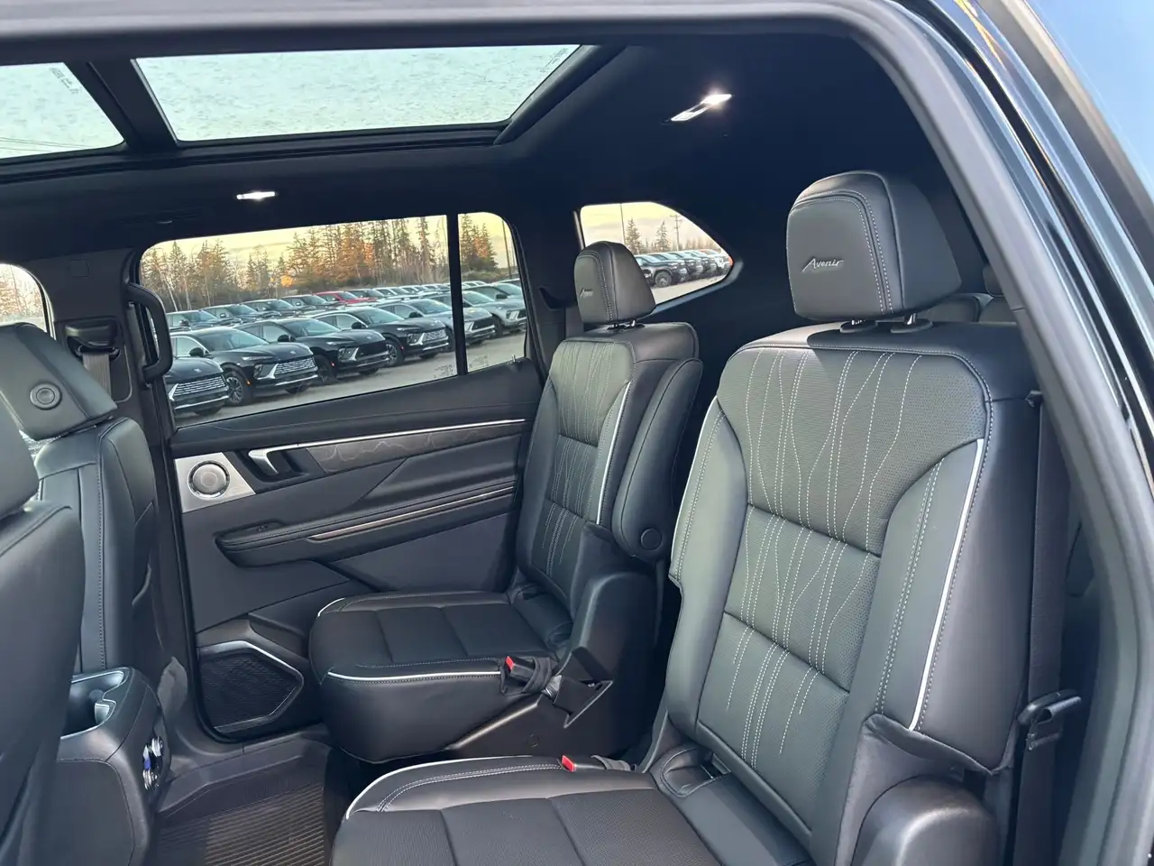 Buick Enclave снимка Buick Enclave