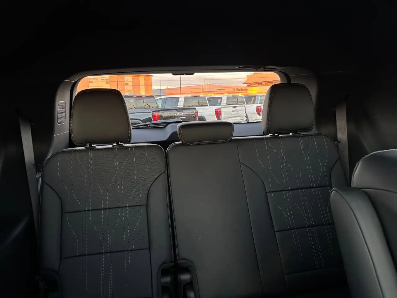 Buick Enclave снимка Buick Enclave