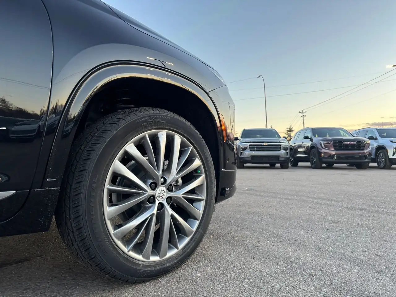Buick Enclave снимка Buick Enclave