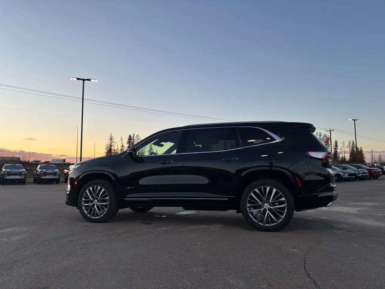 Buick Enclave снимка Buick Enclave