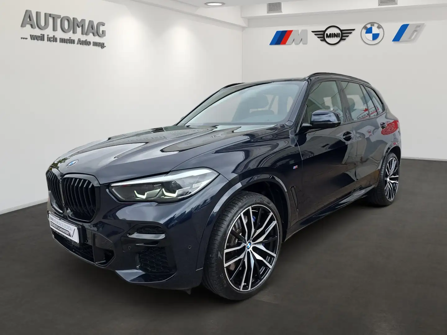 BMW X5 M50i Panoramadach*Harman/Kardon*PArkAssistPlus*Kom Schwarz - 1