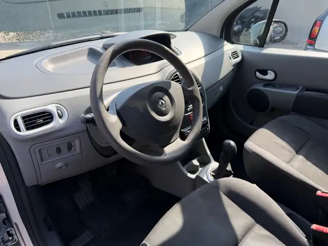 Renault Modus view 7