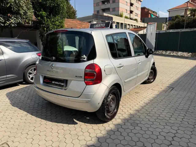 Renault Modus view 3