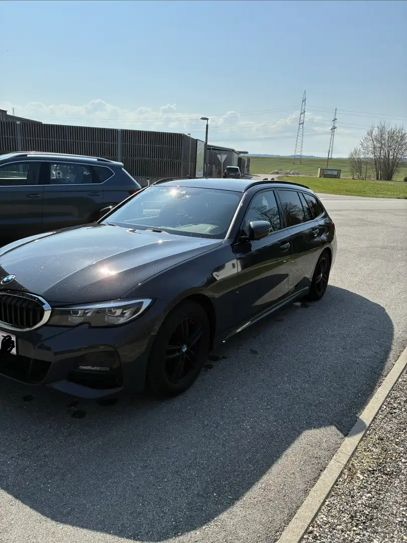 BMW 318 318 d M Sport Grau - 2