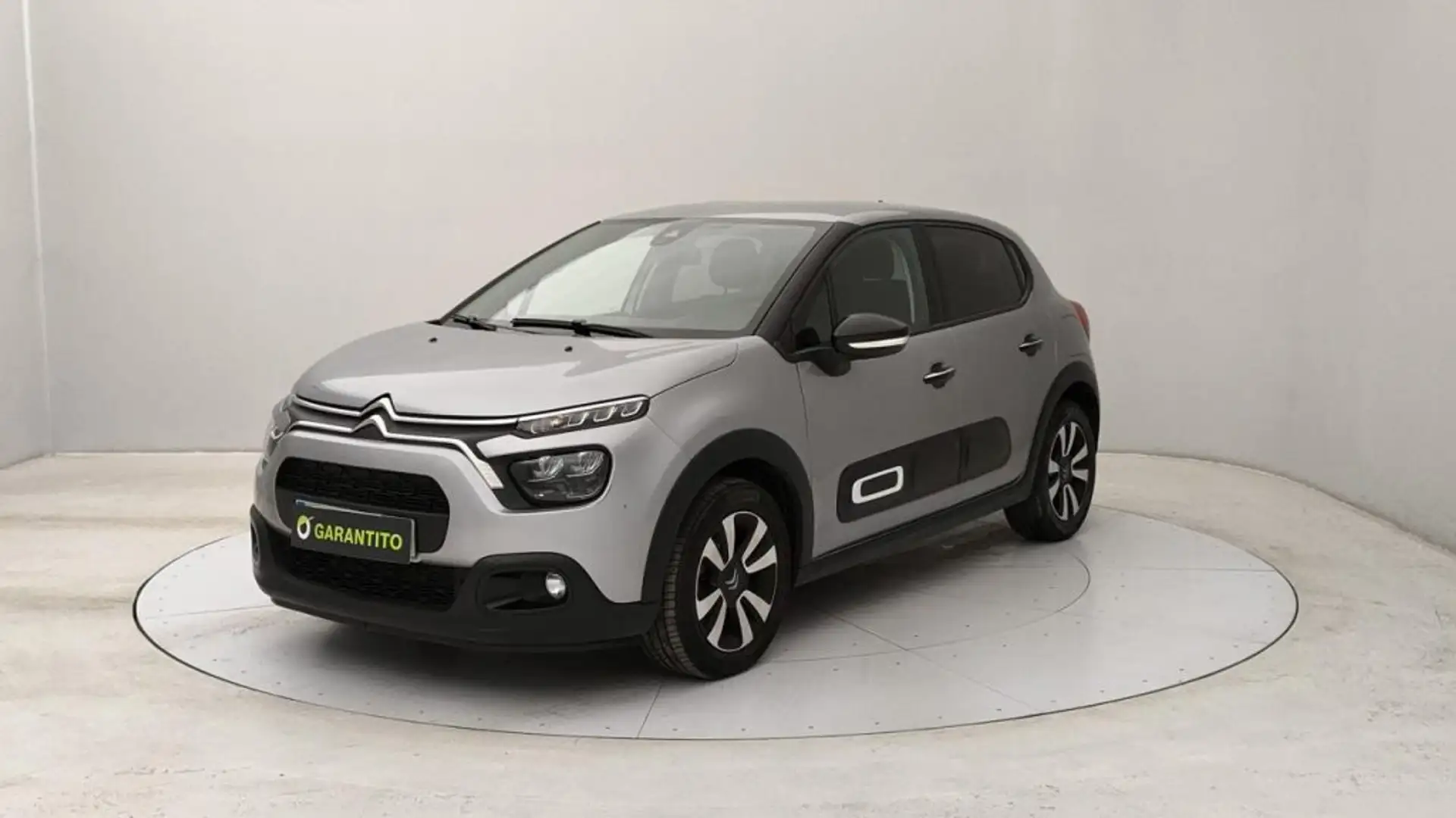 Citroen C3 1.2 puretech Max s&s 110cv Gris - 1