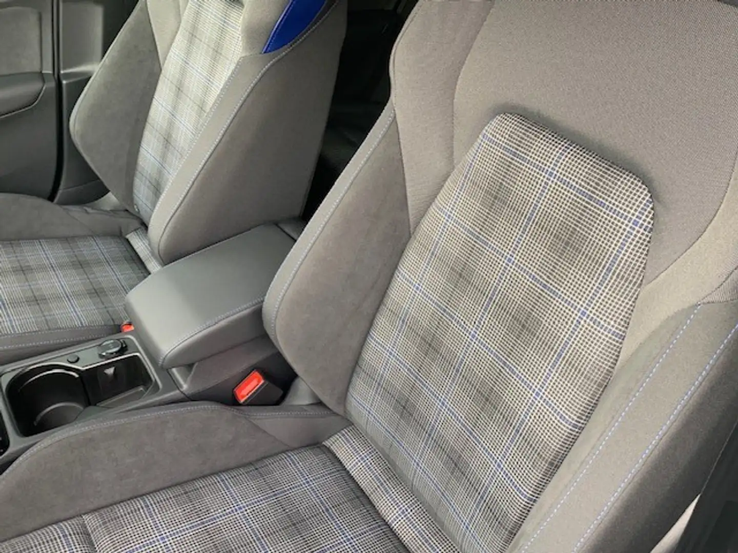 Volkswagen Golf GTE BLACK STYLE 1.5 177CV DSG6 Bleu - 2