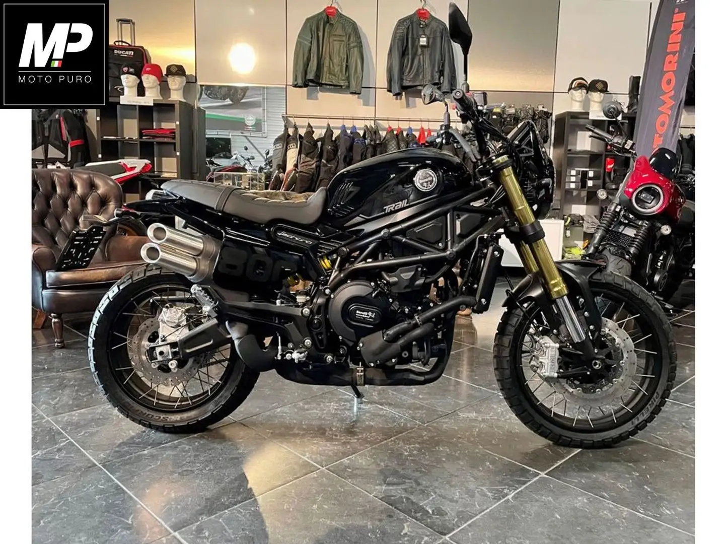 Benelli Leoncino 800 TRAIL Schwarz - 1