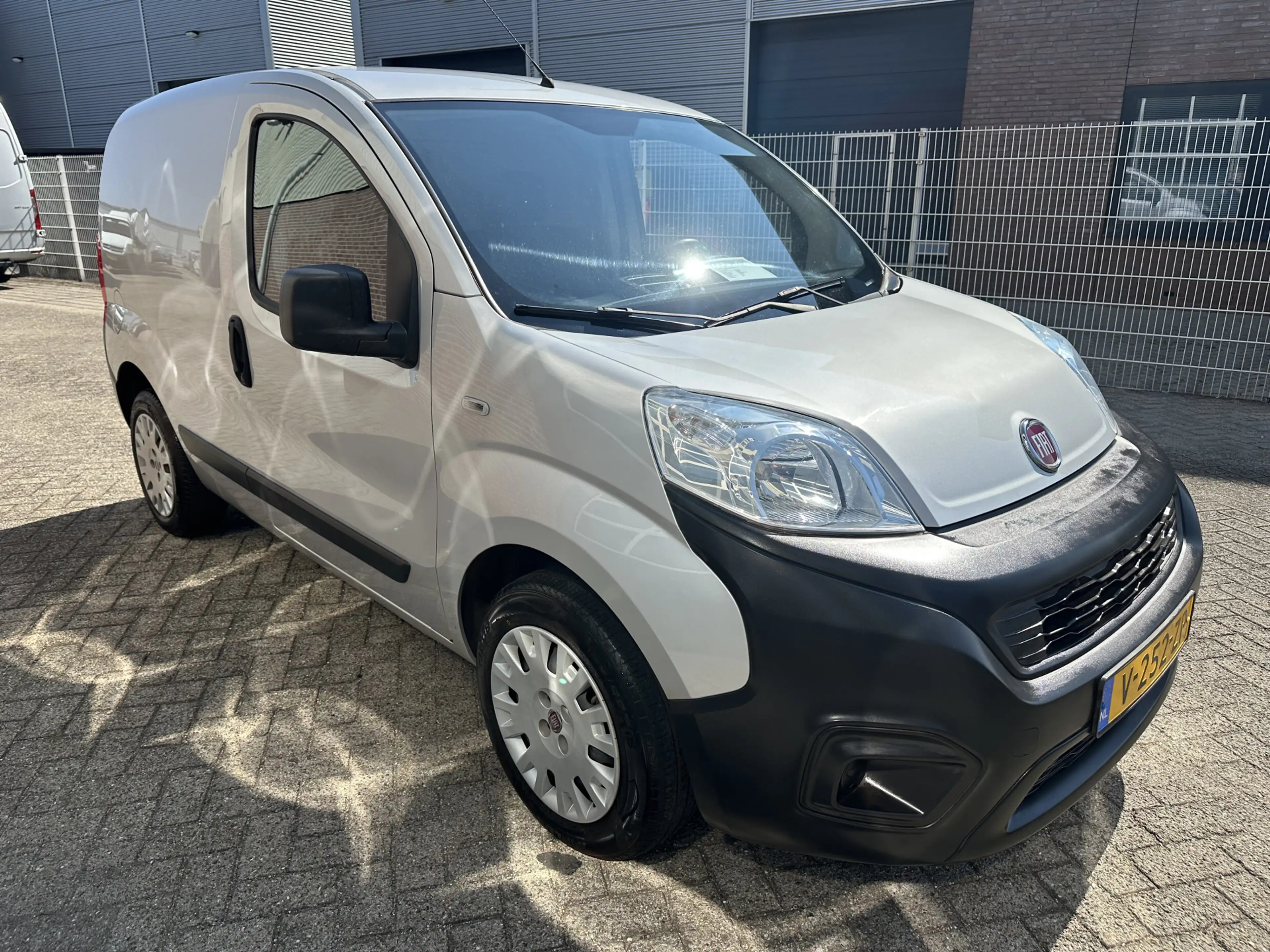 Fiat Fiorino 1.4 Benzine Easy Pro Airco 6950 ex btw — photo 4