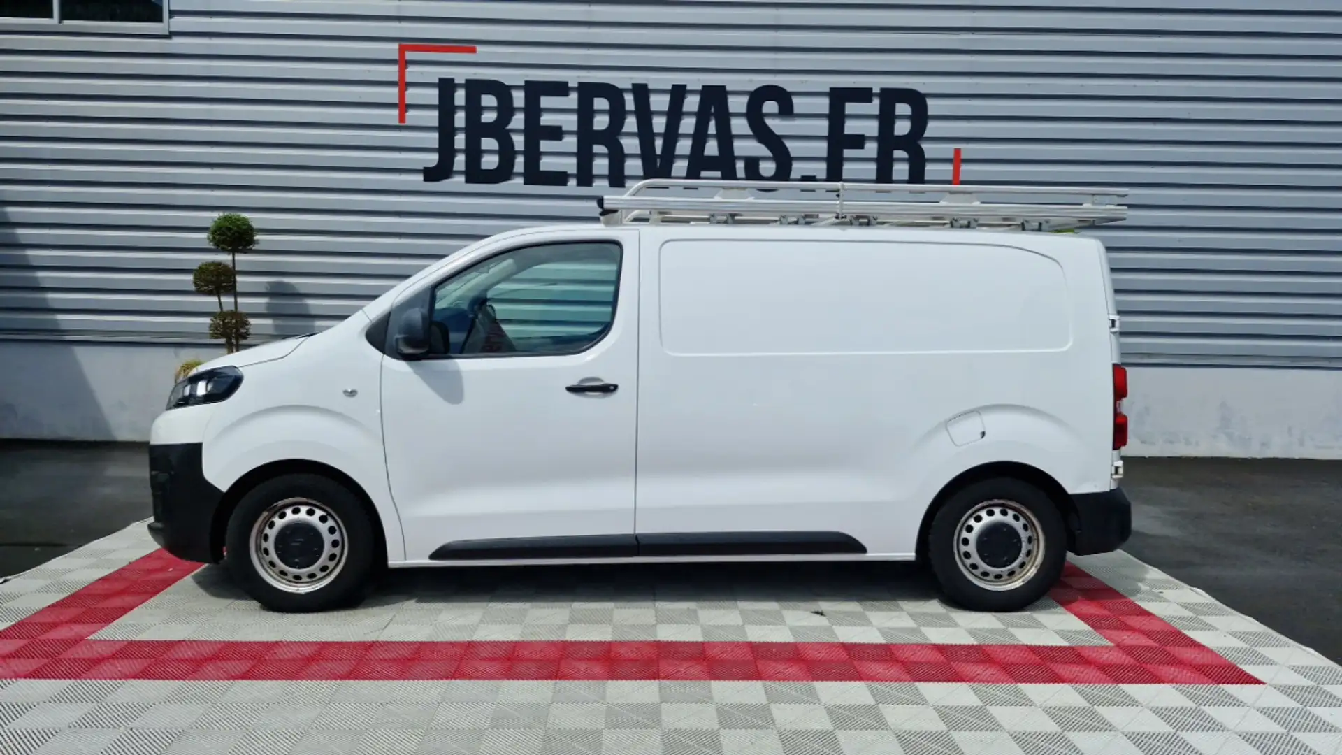 Citroen Jumpy FOURGON m bluehdi 120 ss bvm6 club 300 nm Blanc - 1