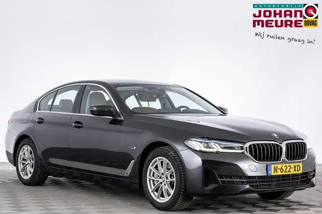 BMW 520 e Business Edition Plus | LEDER ✅ 1e Eigenaar .