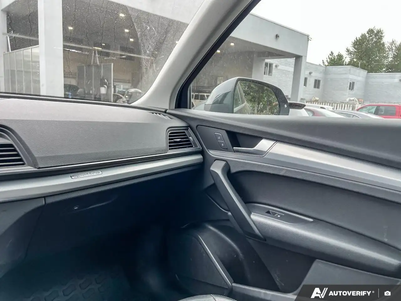 Audi Q5 снимка Audi Q5