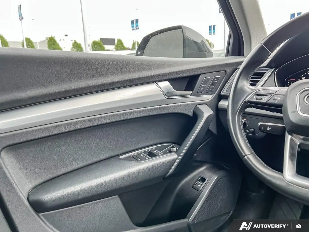 Audi Q5 снимка Audi Q5