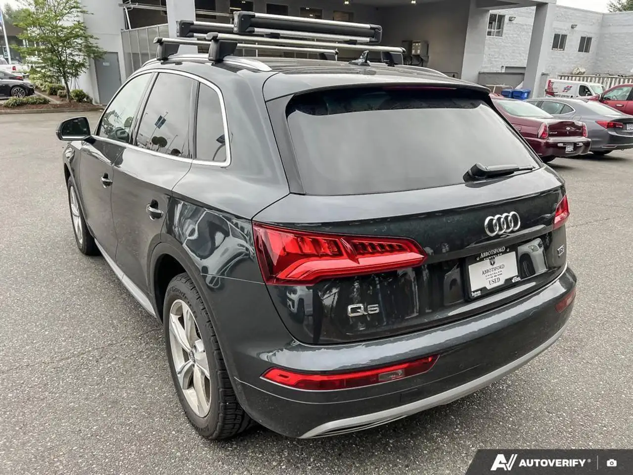 Audi Q5 снимка Audi Q5
