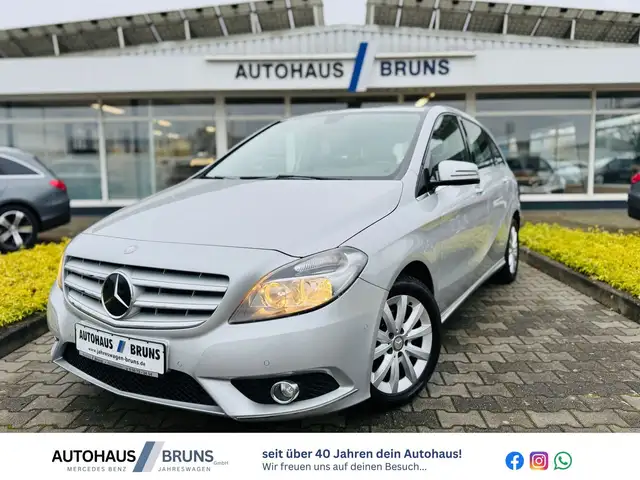 Mercedes-Benz B 180 Parktronic, AHK schwenkbar, Sitzheizung, Navi Vorr