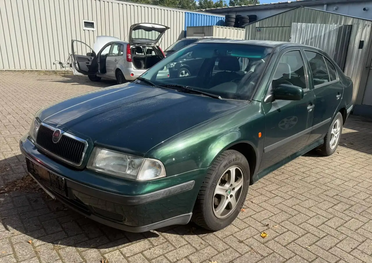 Skoda Octavia 1.6 SLX Anhängerkupplung Sitzheizung Tüv, foto 1