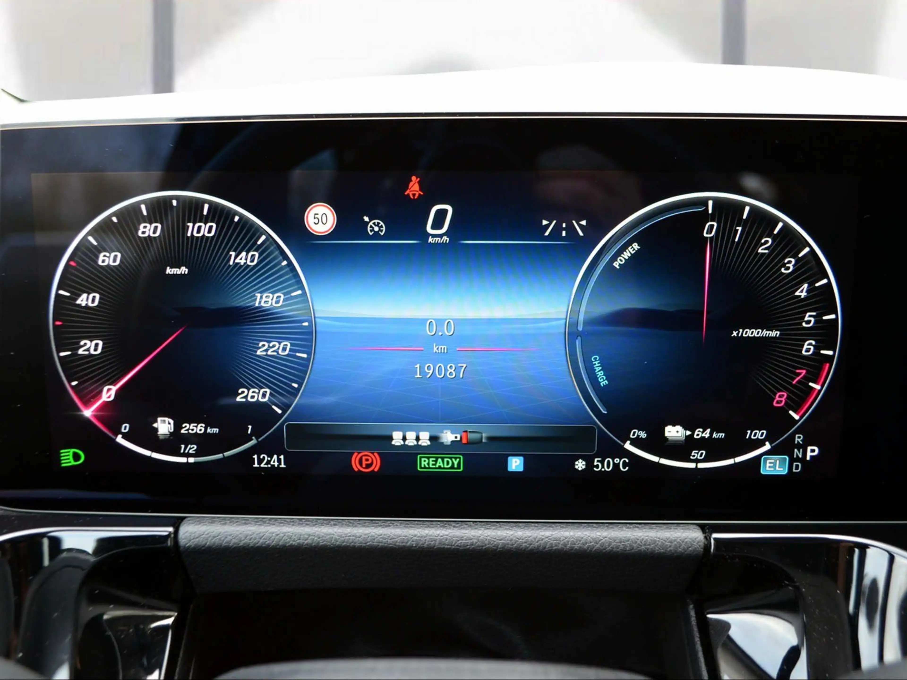 Mercedes-Benz B 250 e PROGRESSIVE ADVANCED MBUX RFK DAB LED-HP — photo 13