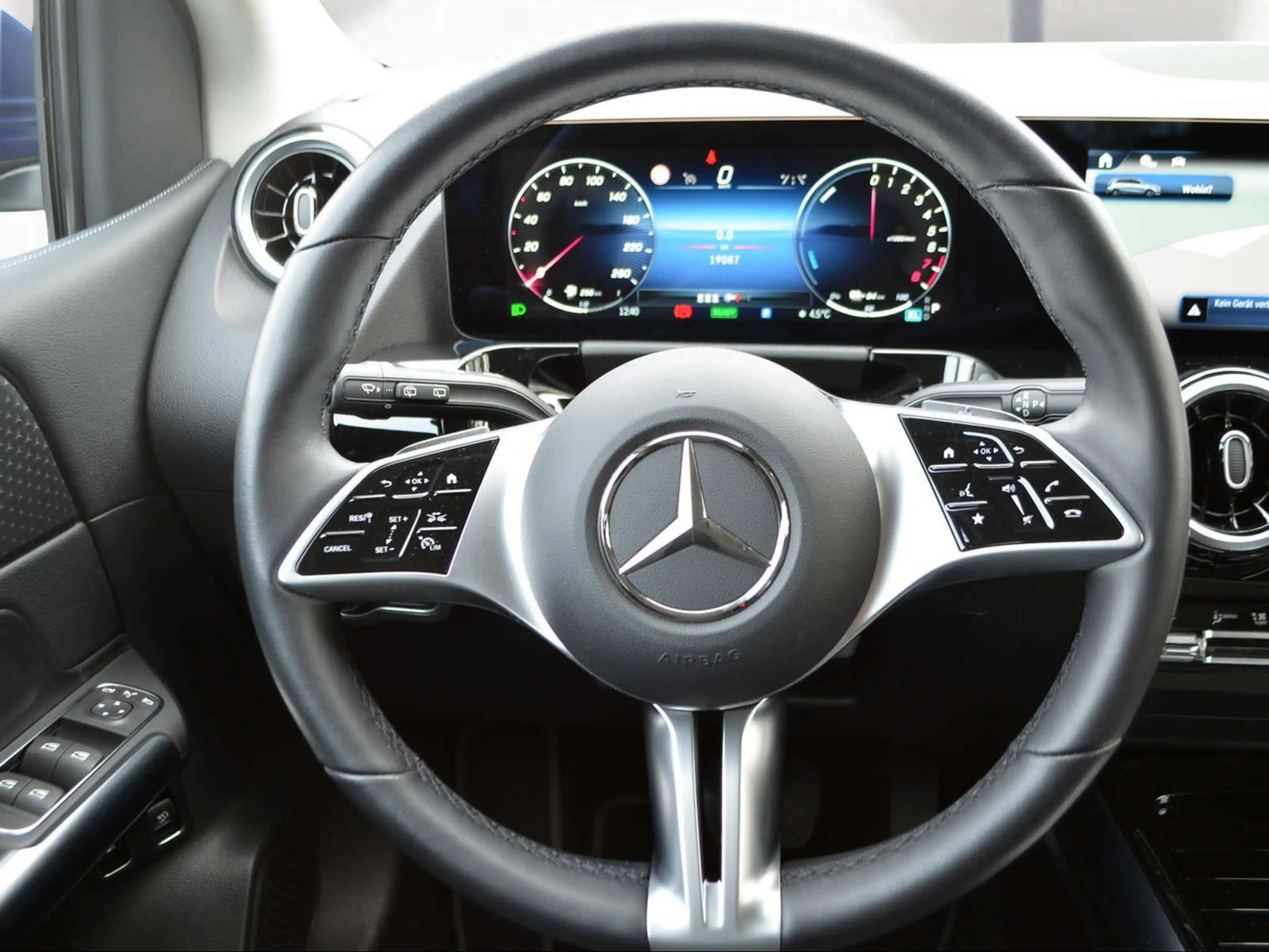 Mercedes-Benz B 250 e PROGRESSIVE ADVANCED MBUX RFK DAB LED-HP — photo 12