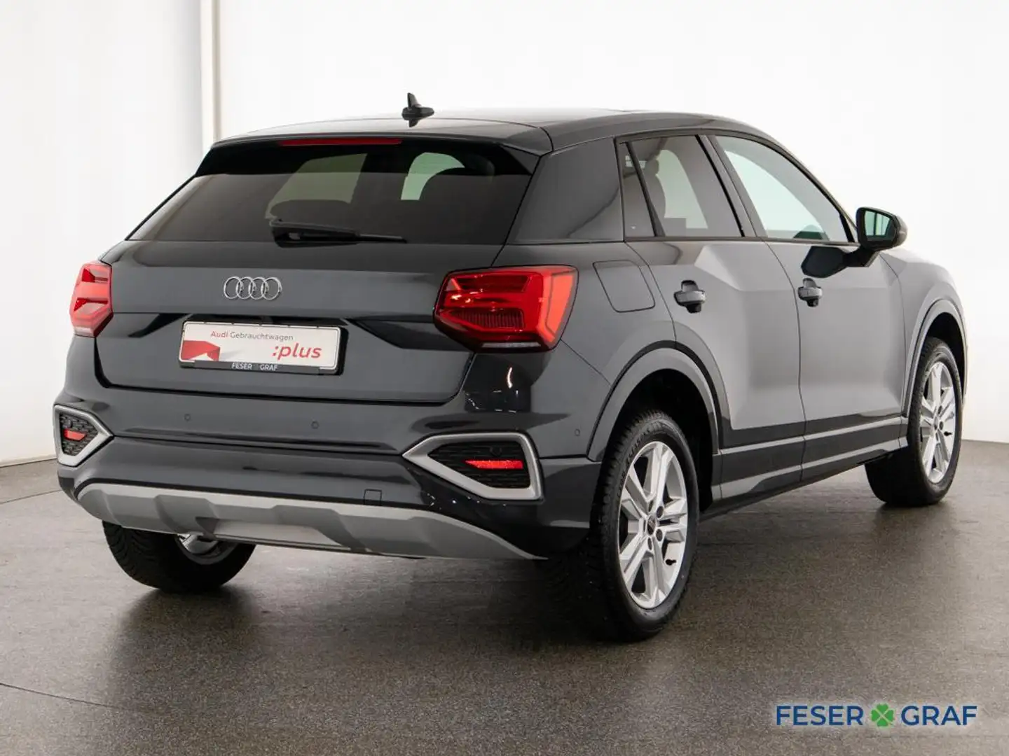 Audi Q2 Advan. 35 TFSI S tronic RFK Pano GRA Carplay Grijs - 2