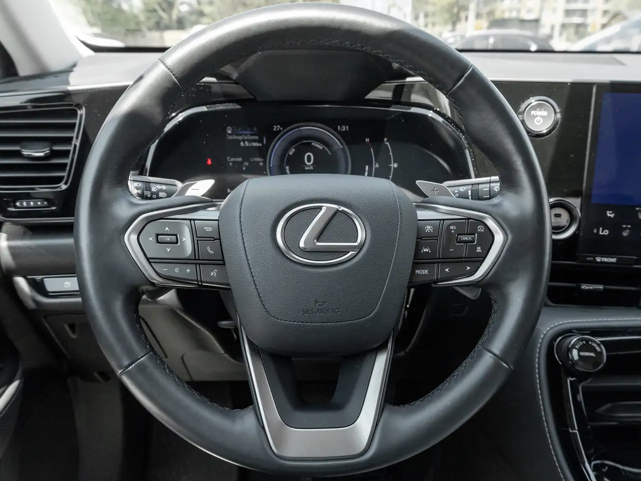 Lexus NX снимка Lexus NX