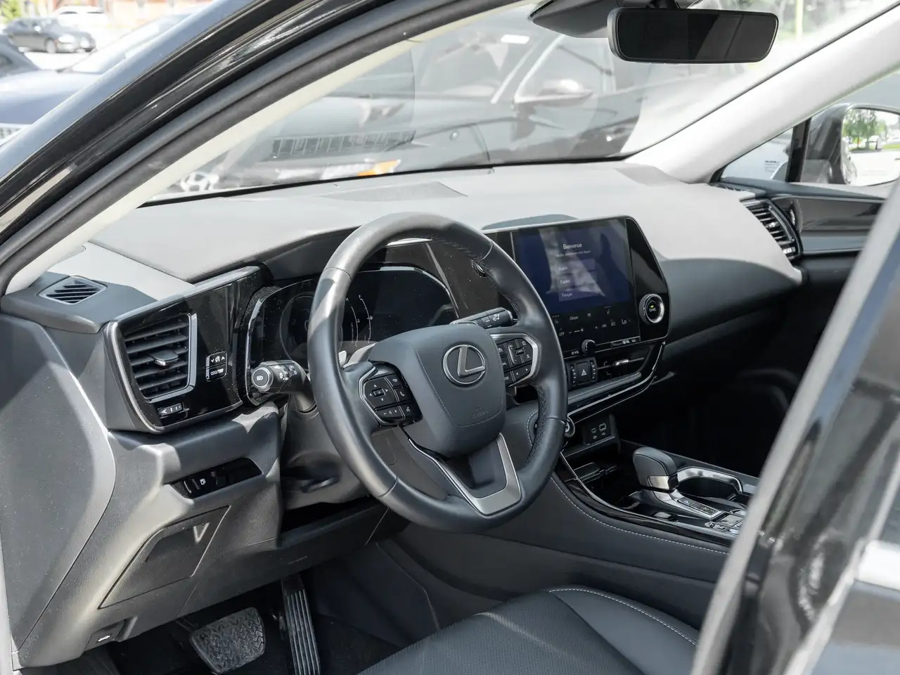 Lexus NX снимка Lexus NX