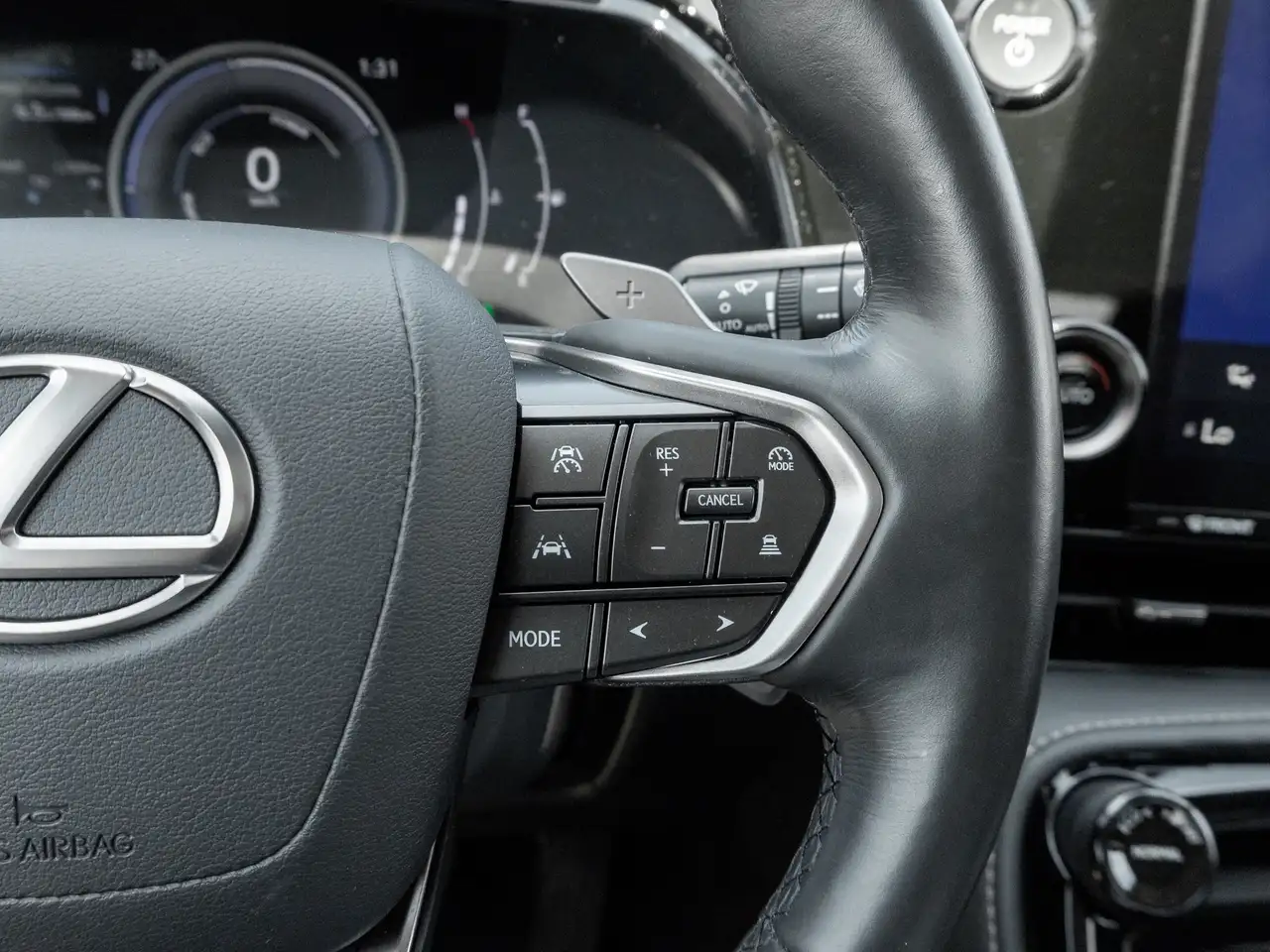 Lexus NX снимка Lexus NX