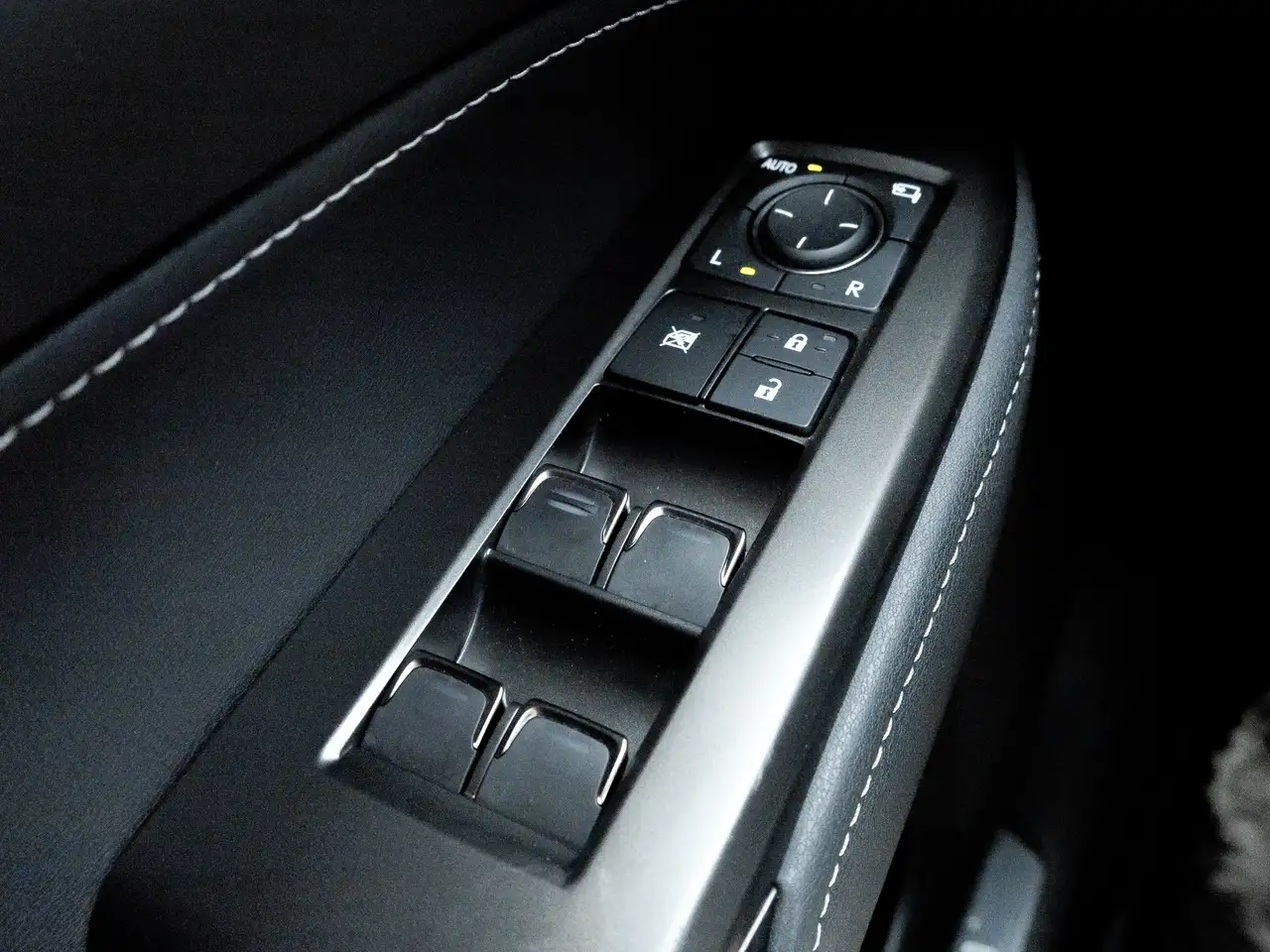 Lexus NX снимка Lexus NX