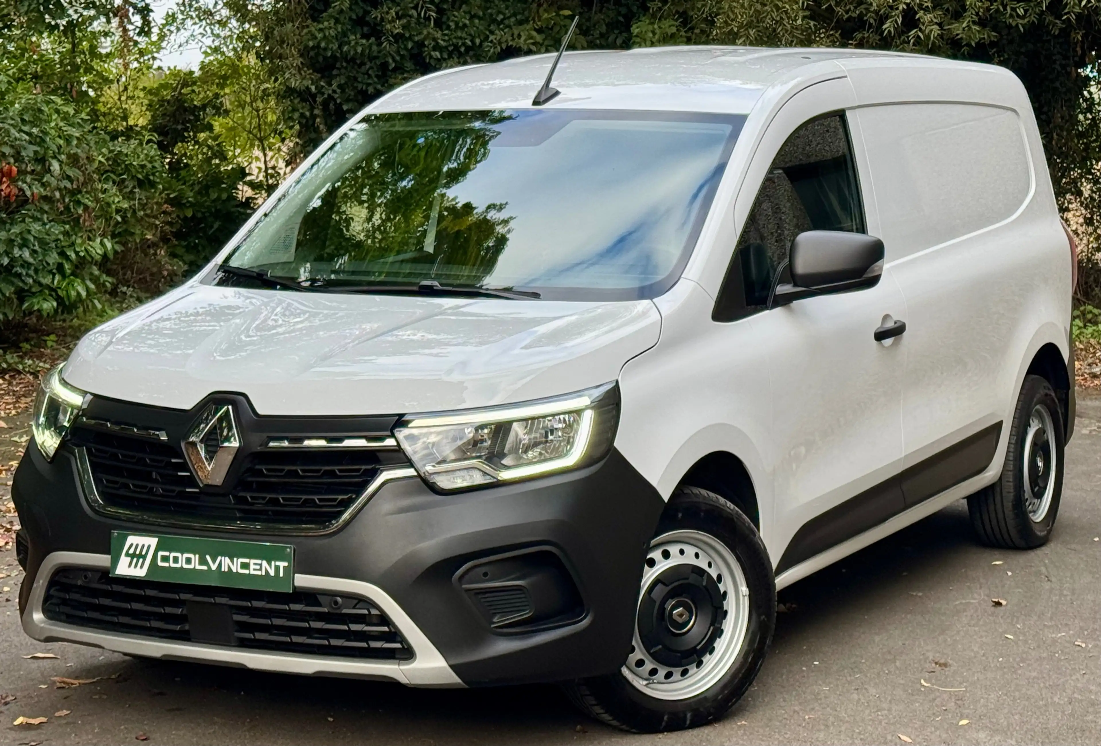 Renault Kangoo L2 CHASSI LONG // 1.5 DCI // CARPLAY // 3 PLACES // ETAT NEUF // MAXI //