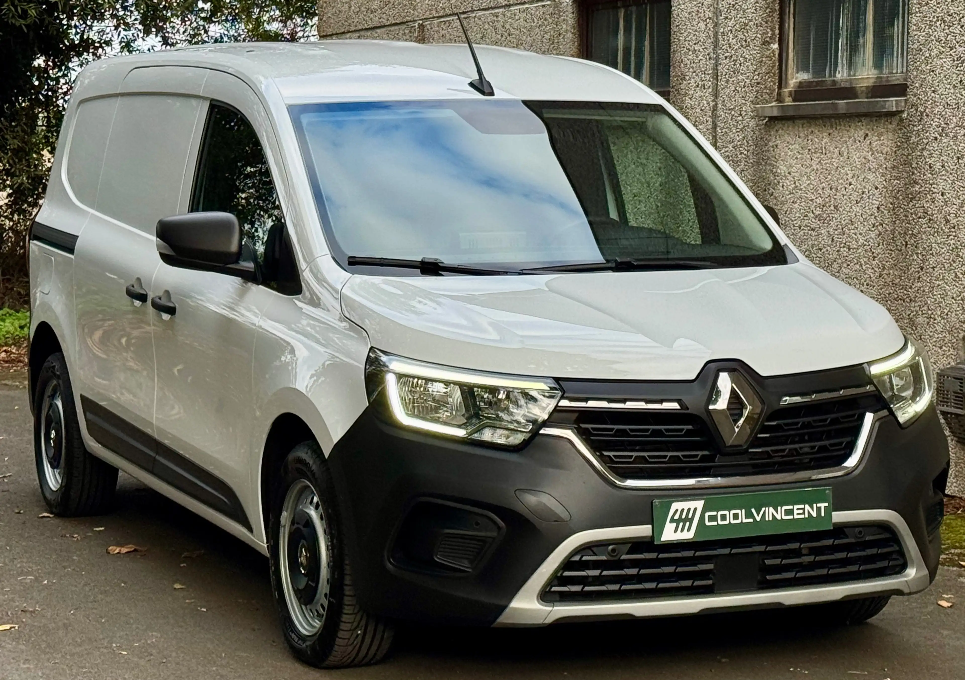 Renault Kangoo L2 CHASSI LONG // 1.5 DCI // CARPLAY // 3 PLACES // ETAT NEUF // MAXI // — photo 3