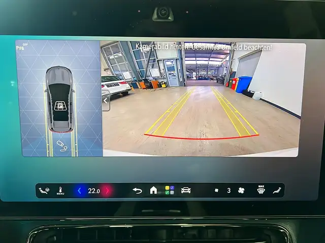 Mercedes-Benz GLB Class view 11
