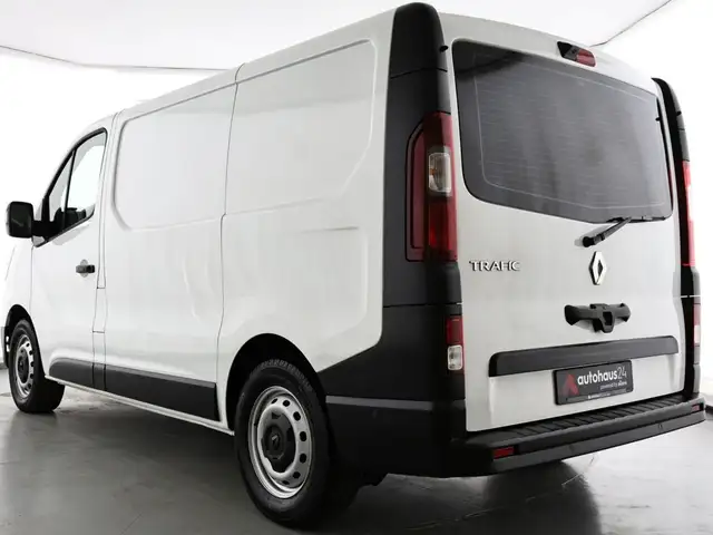 Renault Trafic view 4