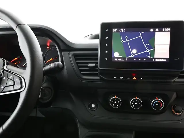 Renault Trafic view 11