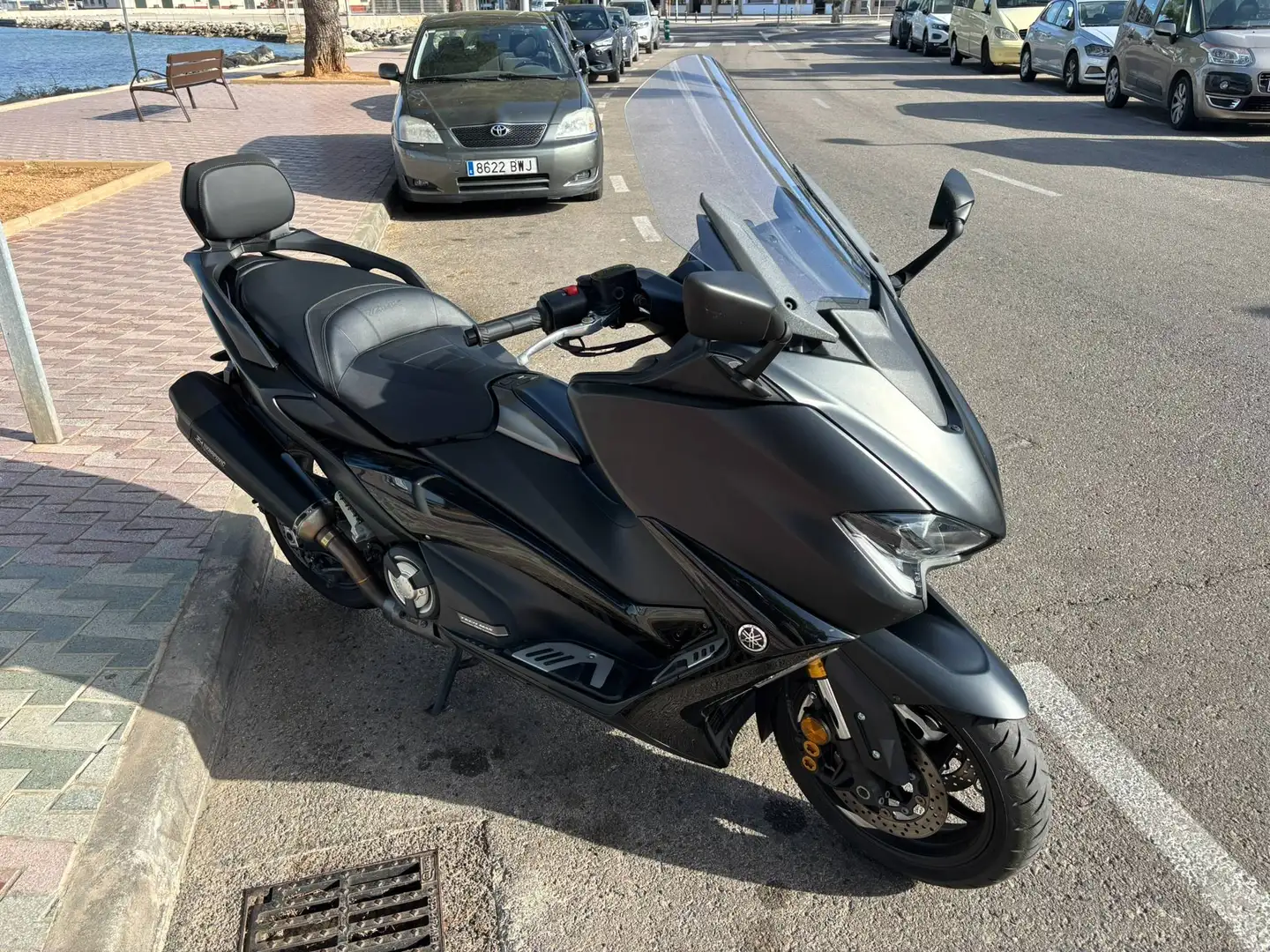 Yamaha TMAX 560 TECH MAX Negro - 1