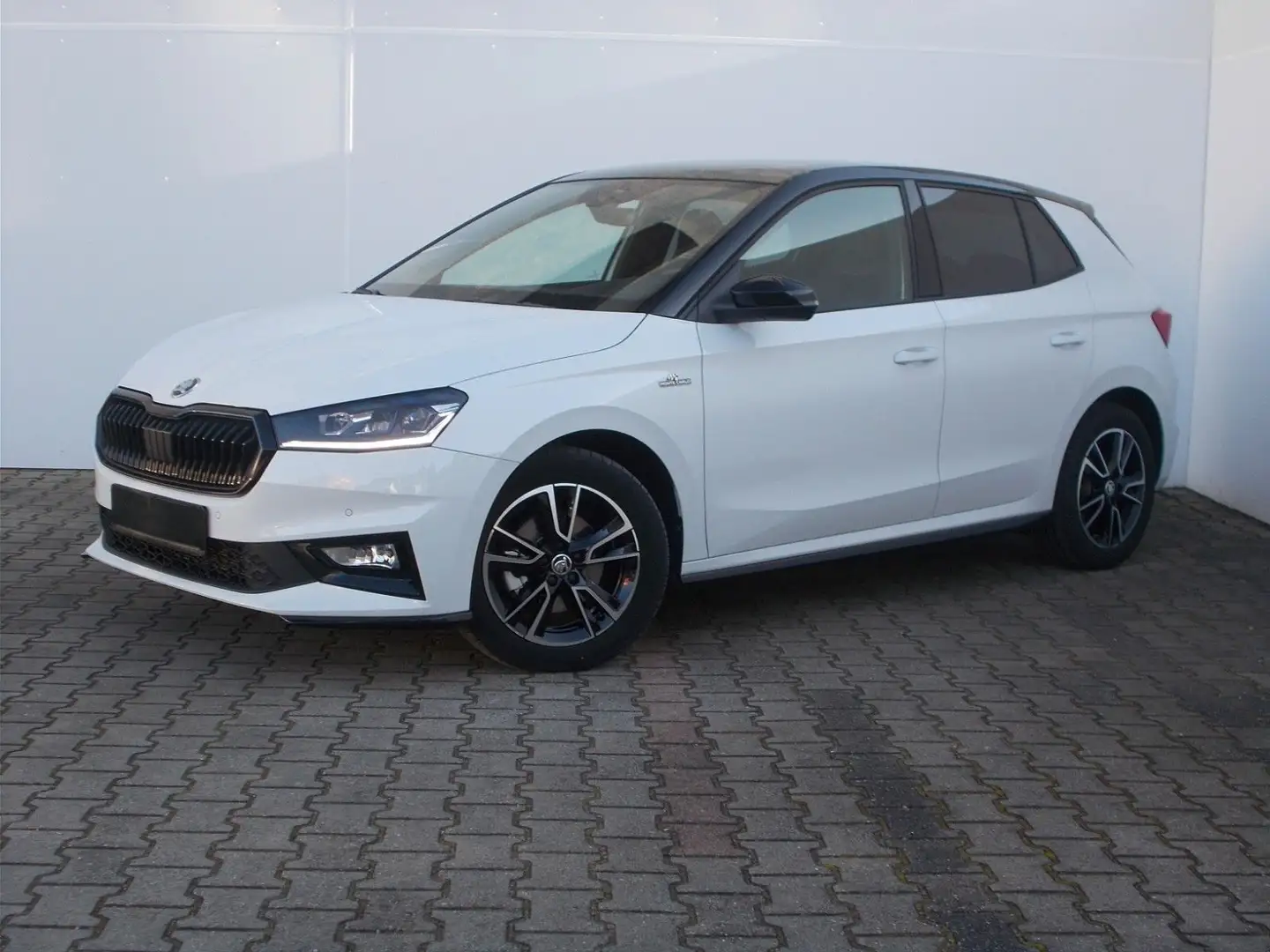 Skoda Fabia DSG * Monte Carlo * mit vielen Extras Weiß - 2